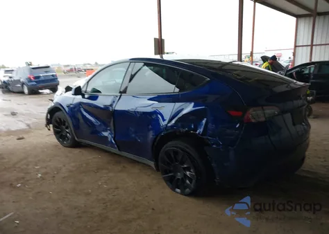 2022 Tesla Model Y Long Range Dual Motor All-Wheel Drive из США, поврежденный, VIN 7SAYGDEE3NA001744